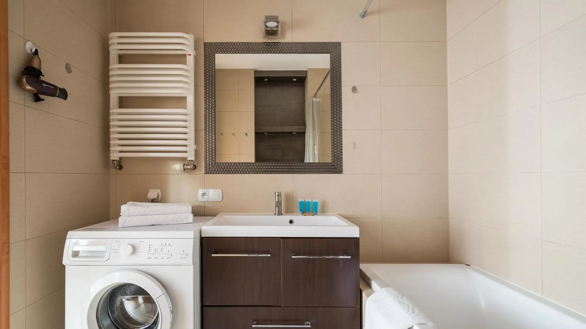 Saska Kepa Pleasant Apartment Warsaw